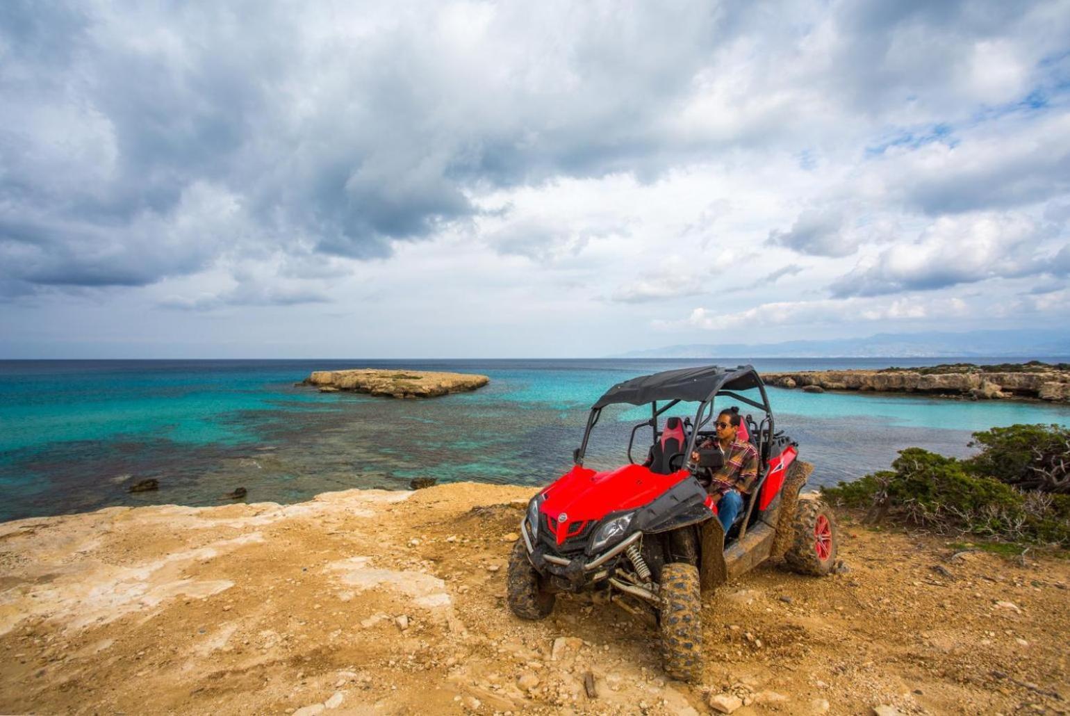 Sun Beach Villa Tria Polis エクステリア 写真